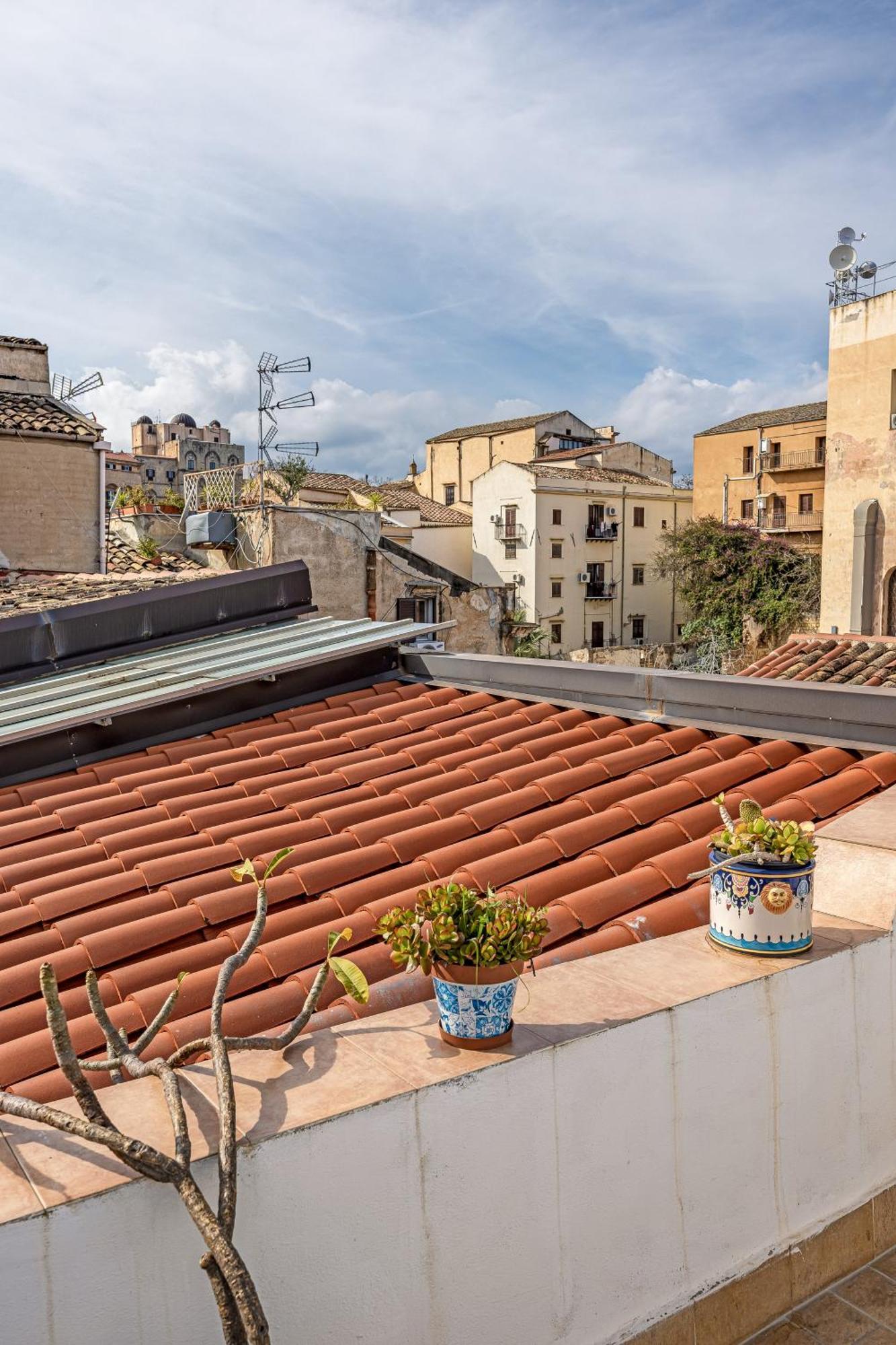 Sofia'S Apt Loft Incantevole Con Terrazza Privata Palermo Buitenkant foto